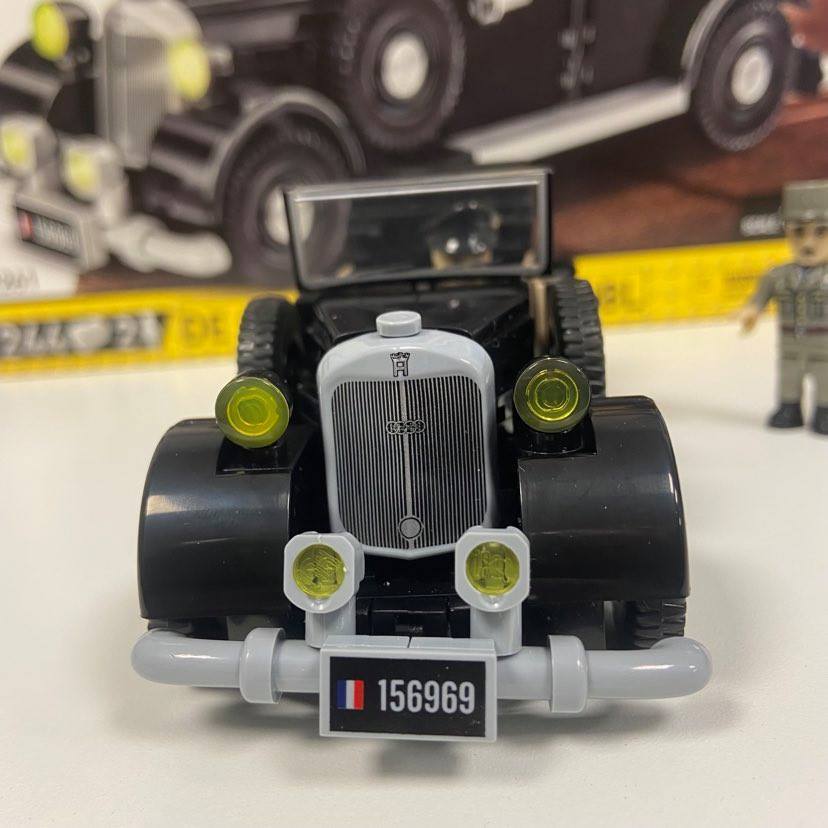 Charles De Galle's 1936 Horch 830 staff car brick model - COBI 2261 - 244 bricks - Image 7