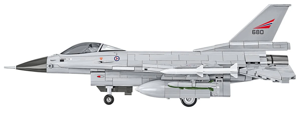 F-16 AM Fighting Falcon brick plane model - COBI 5913 - 499 bricks - Image 3