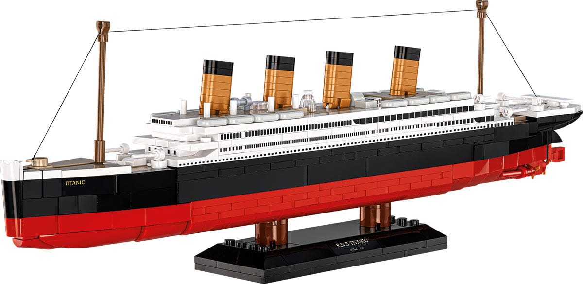 RMS Titanic brick model ship - COBI 1680 - 593 bricks