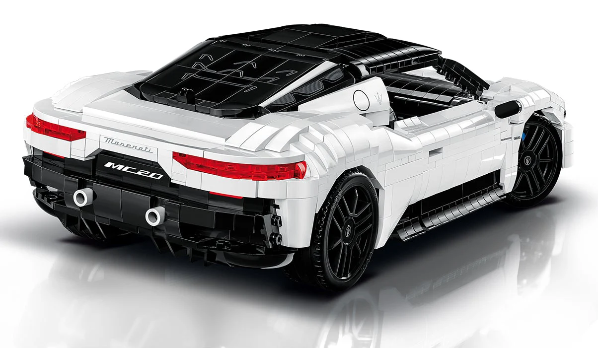 Maserati MC20 brick model car - COBI 24335 - 2269 bricks - Image 4