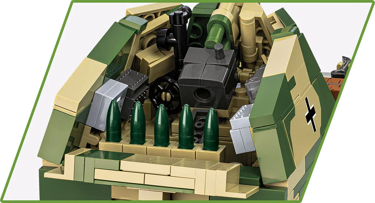 Sd.Kfz. 124 Wespe brick tank model - COBI 2598 - 860 bricks EXECUTIVE EDITION - Image 7