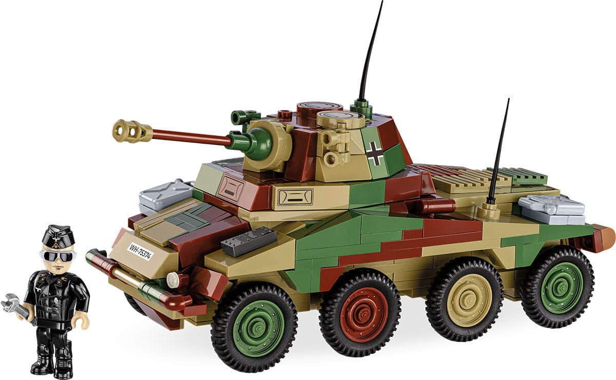 Sd. Kfz 234/2 Puma brick armoured car model - COBI 2287 - 470 bricks