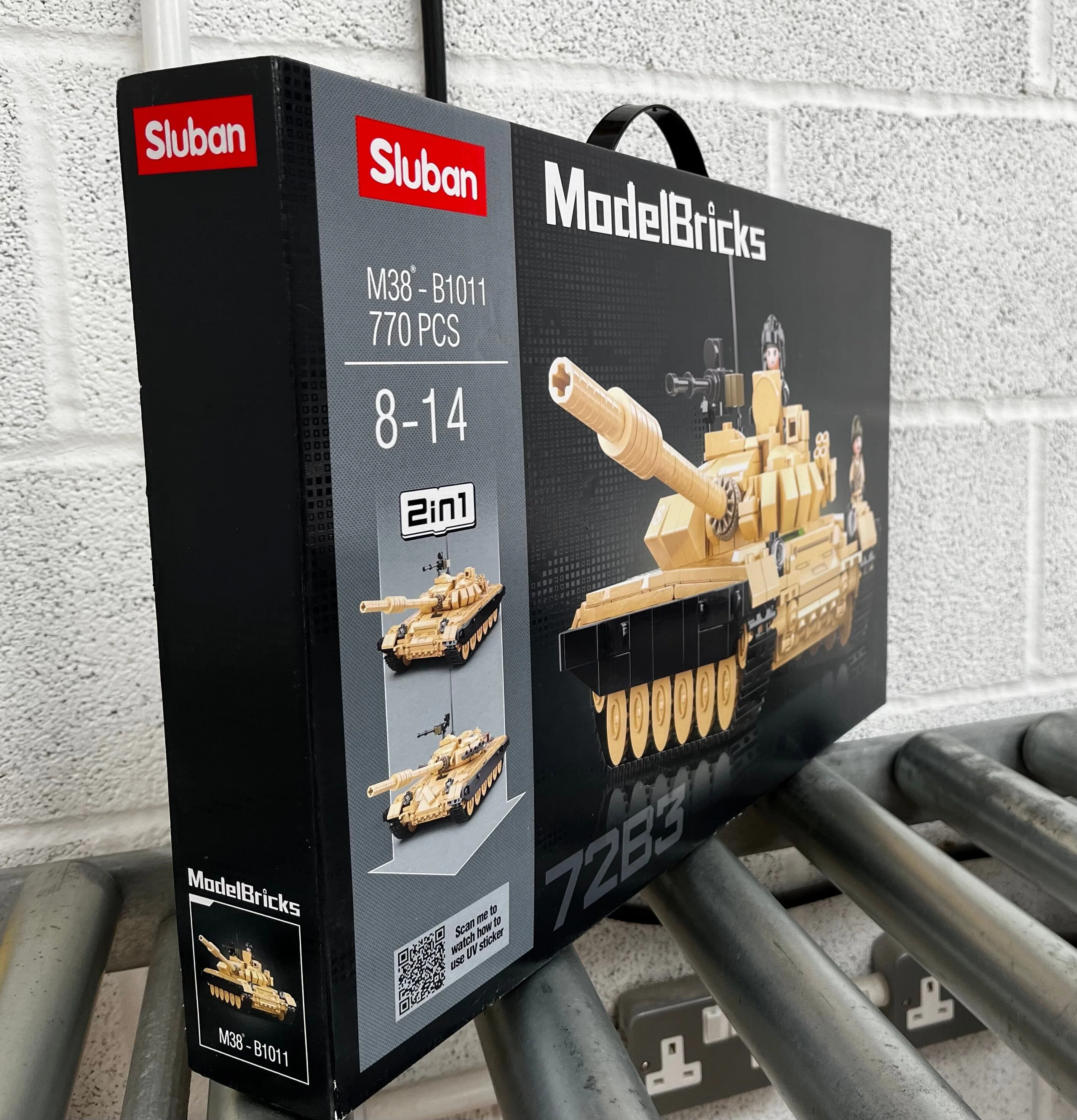 T-72B3  brick tank model - Sluban M38-B1011 - 770 bricks - Image 8