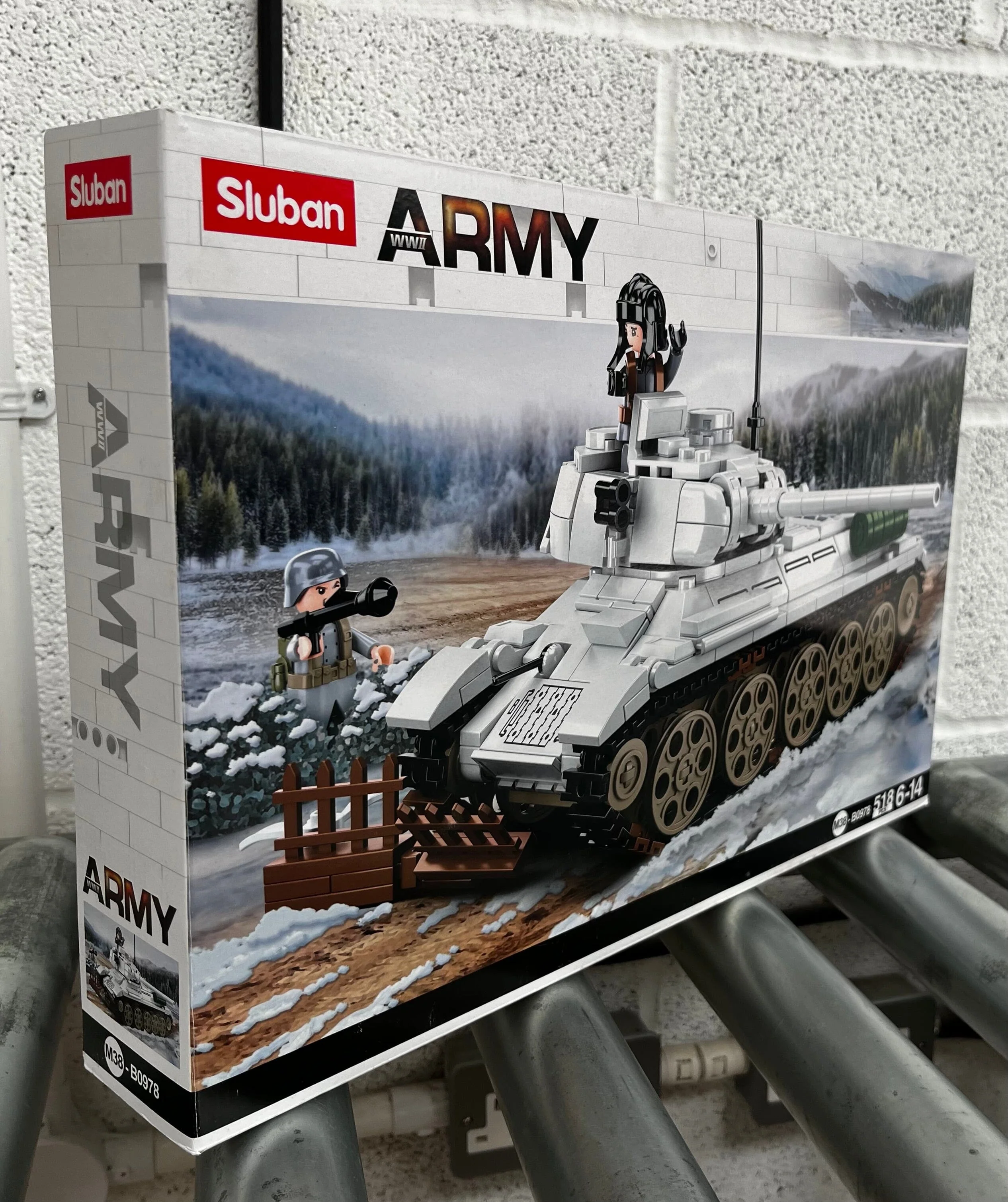 T34/85 Medium tank model - Sluban M38-B0978 - 518 bricks - Image 8